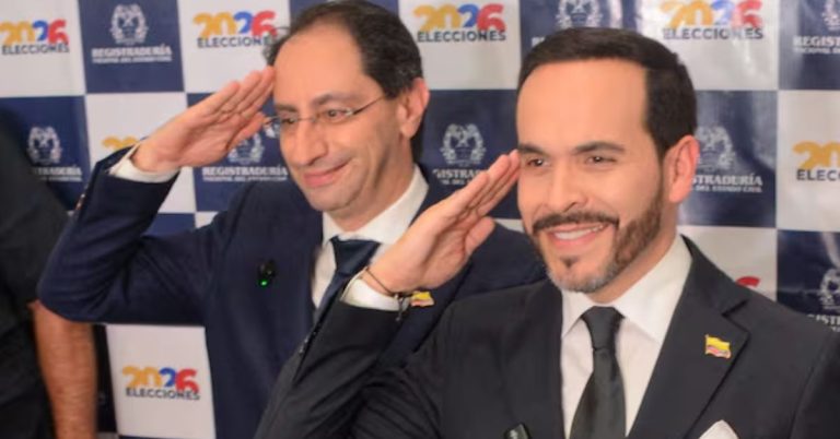 Abelardo de la Espriella entra oficialmente a la carrera presidencial: José Manuel Restrepo será su fórmula.