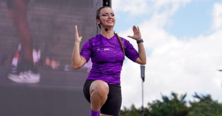 Bosa se llena de energía y ritmo: jornada deportiva celebra los derechos de las mujeres.