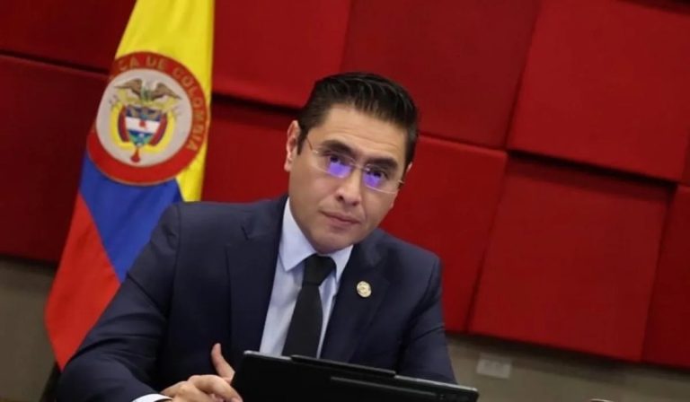 Alertas por posible fraude sacuden las elecciones: el CNE ya investiga irregularidades en Colombia.